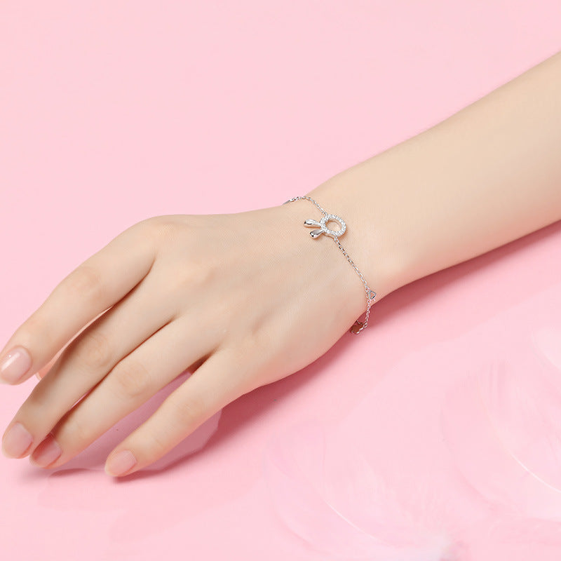 Pulsera de plata de ley con adorno de mano femenina, joyería de cristal