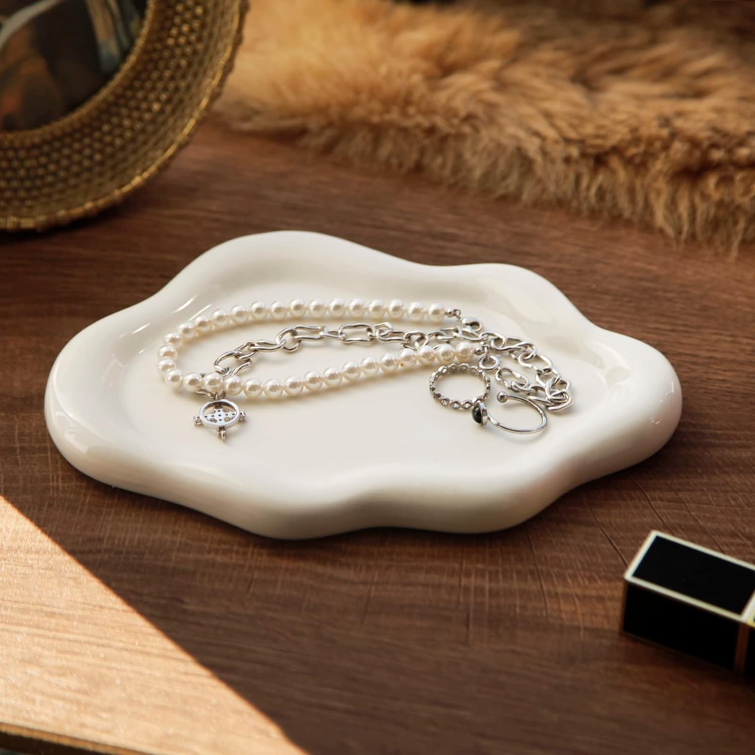 Jewelry Dish Trinket Tray for Women, Ring Dish Holder, Unique Cloud Shape Ceramic Plate Cute Things Vanity Aesthetic Room Decor Mother's Day Birthday Christmas Warm House Gifts (White)