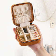 Plush Velvet Travel Jewelry Case Organizer,Small Travel Jewelry Box,Portable Jewelry Box Travel Mini Organizer Portable Display Storage Box For Rings Earrings Necklaces Gifts (Caramel)