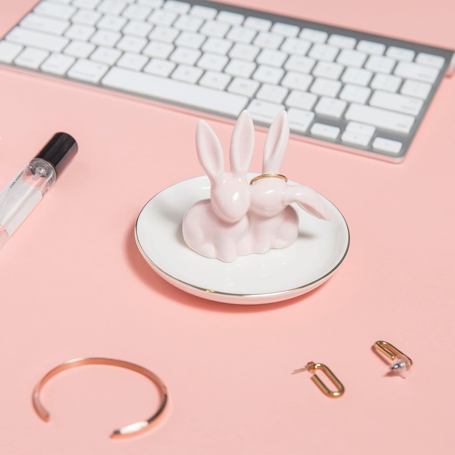 Bunny Ring Holder Rabbit Ring Dish Ceramic Jewelry Holder Dish Trinket tray for Rings Earrings Necklace Organizer, Wedding Engagement Ring Holder (Pink)