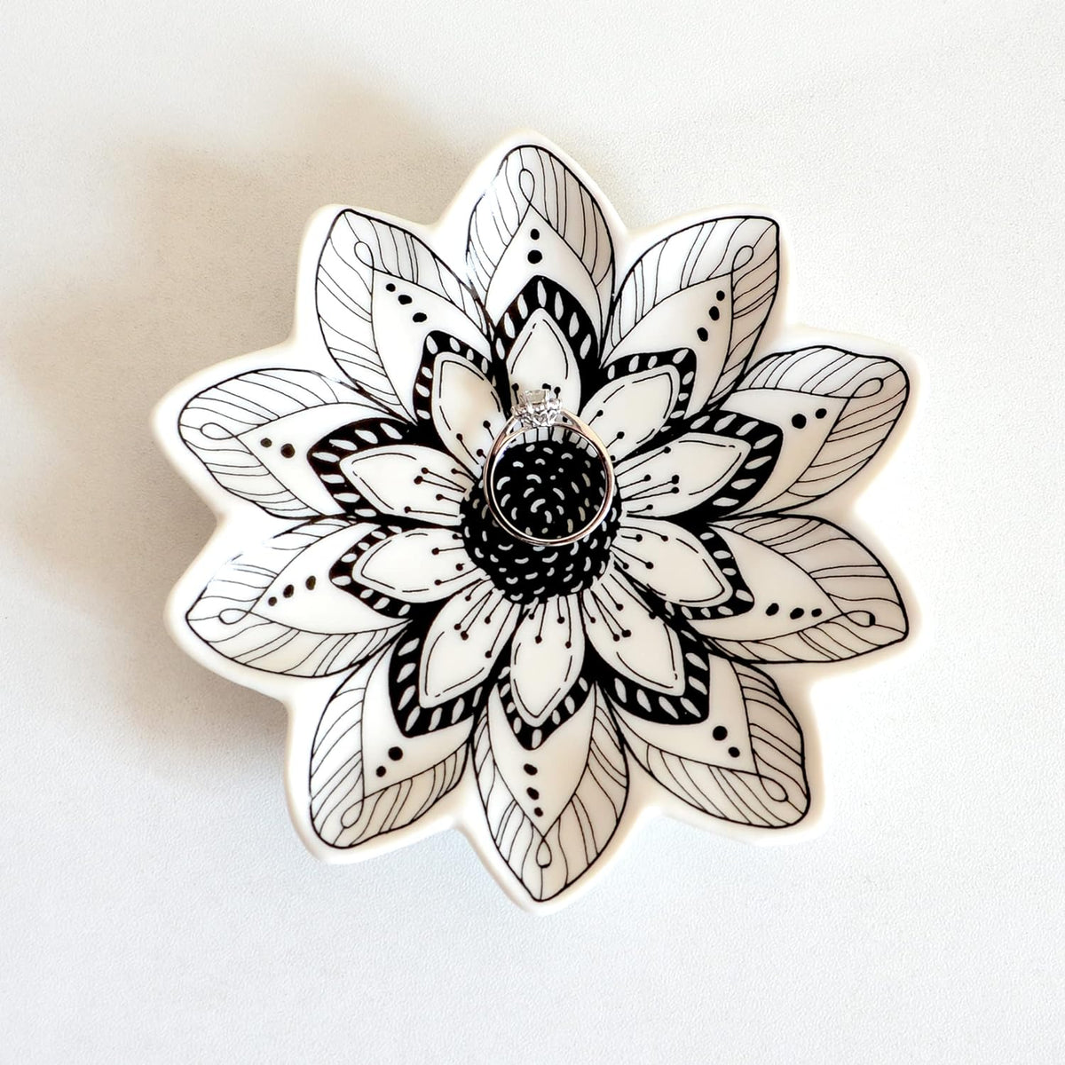 Small Flower Jewelry Dish Tray, Decorative Ceramic Trinket Dish, Modern Accent Tray for Vanity